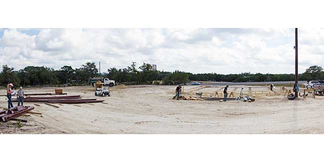 10/21, The building steel pile is growing.